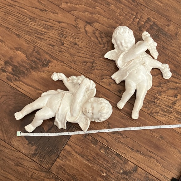 Elegant Cream Cherub Wall Decor Set - Picture 9 of 13